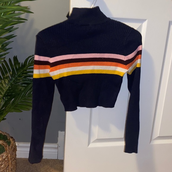 turtleneck cropped shirt/sweater - Picture 1 of 2